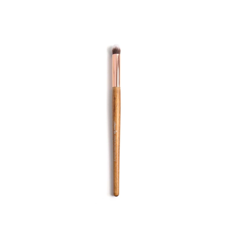 Amor Us Crease Eyeshadow Blending Brush – #107