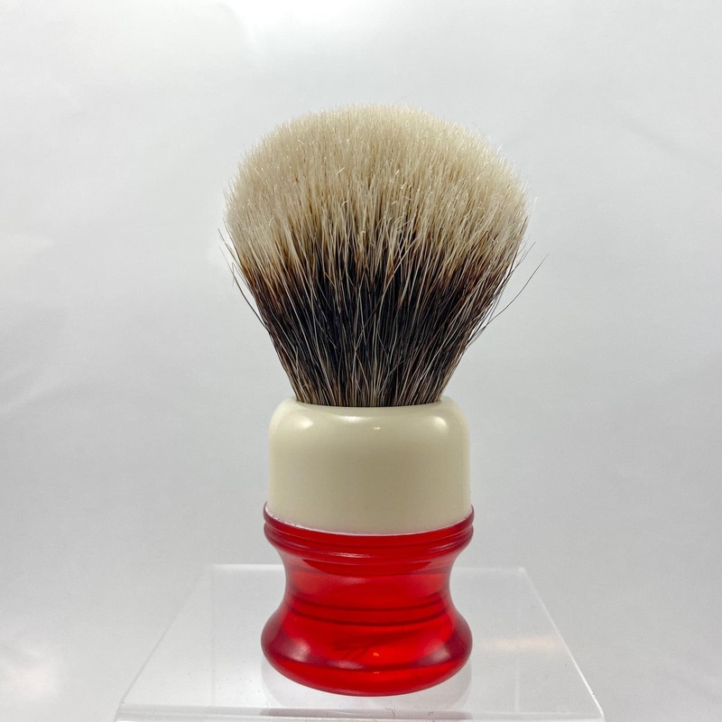 Ivory Red Shaving Brush with 20mm SHD Gealousy Bulb Knot – by AP Shave Co.