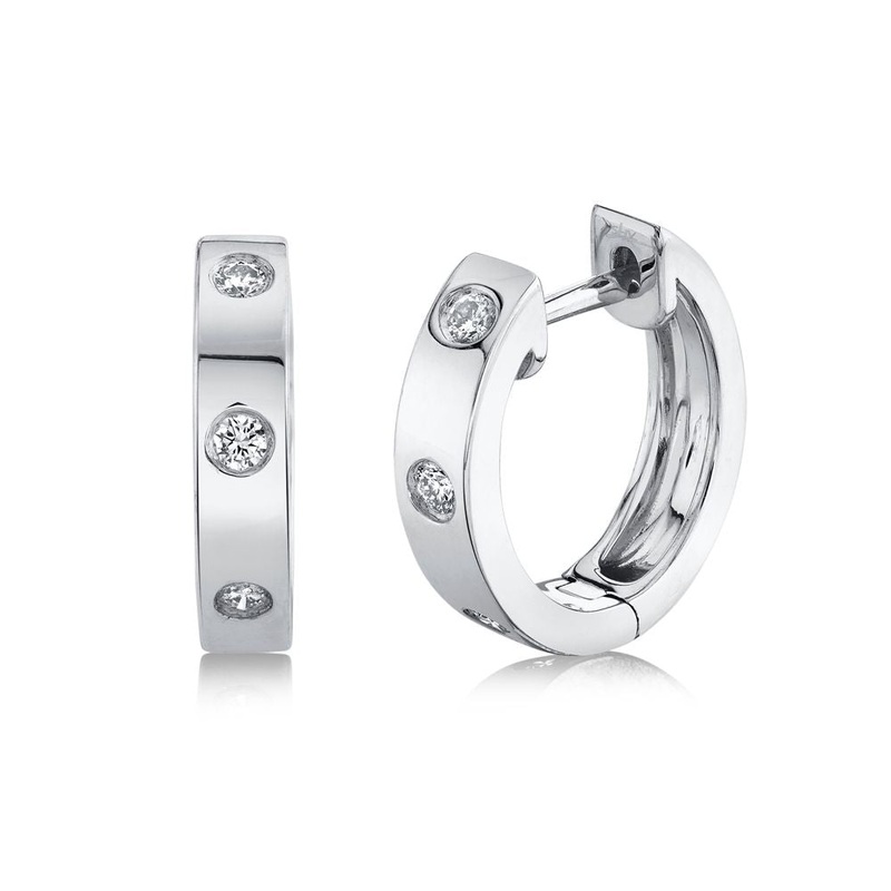 DIAMOND HUGGIE EARRING YELLOW GOLD