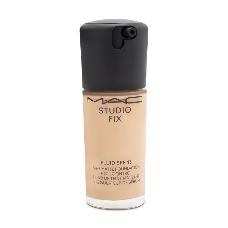MAC Studio Fix Fluid SPF 15 Foundation NC18 30ml (Blemished Box)