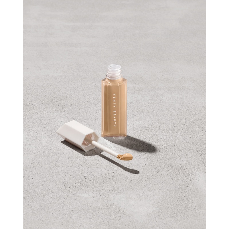 We’re Even Hydrating Longwear Concealer  230W 230W Standard