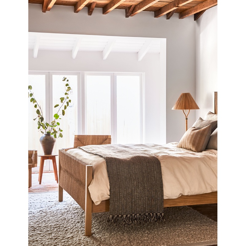 Maritza Platform Bed Natural Queen