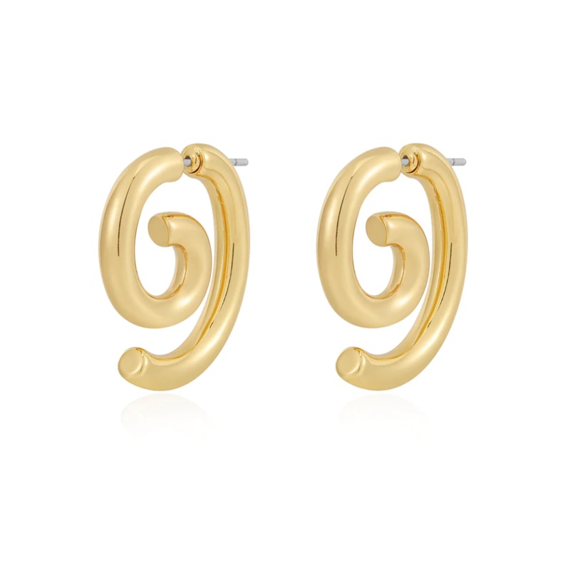 Shell Beach Earrings in Gold