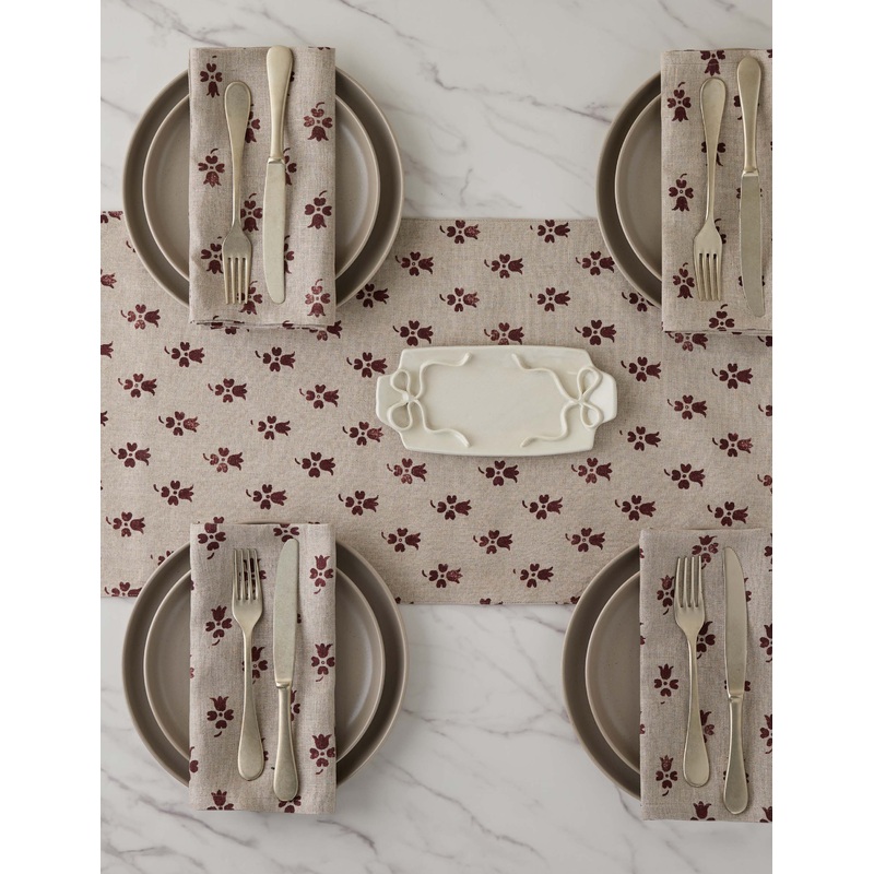 Romaric Table Runner Cranberry 90″