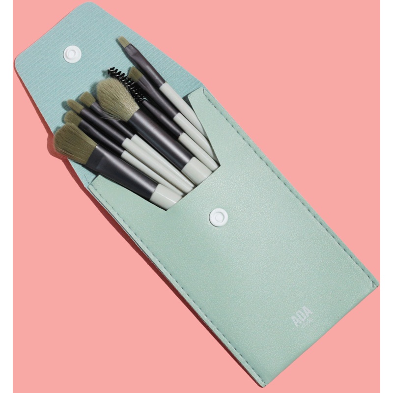 AOA Travel Eye + Face Brush Set Pink