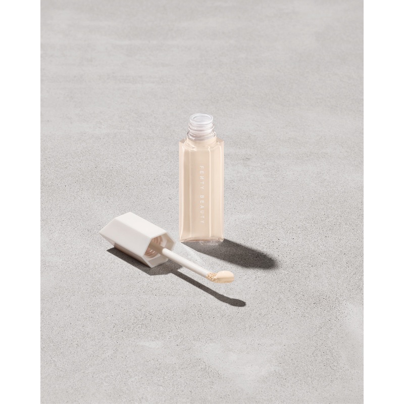 We’re Even Hydrating Longwear Concealer  110W 110W Standard