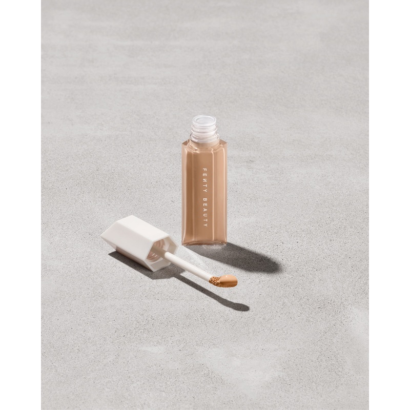 We’re Even Hydrating Longwear Concealer  260N 260N Standard