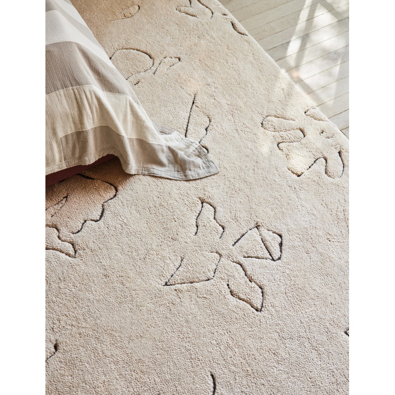 Narsi Hand-Knotted Wool Rug by Sarah Sherman Samuel Ivory 6′ x 9′