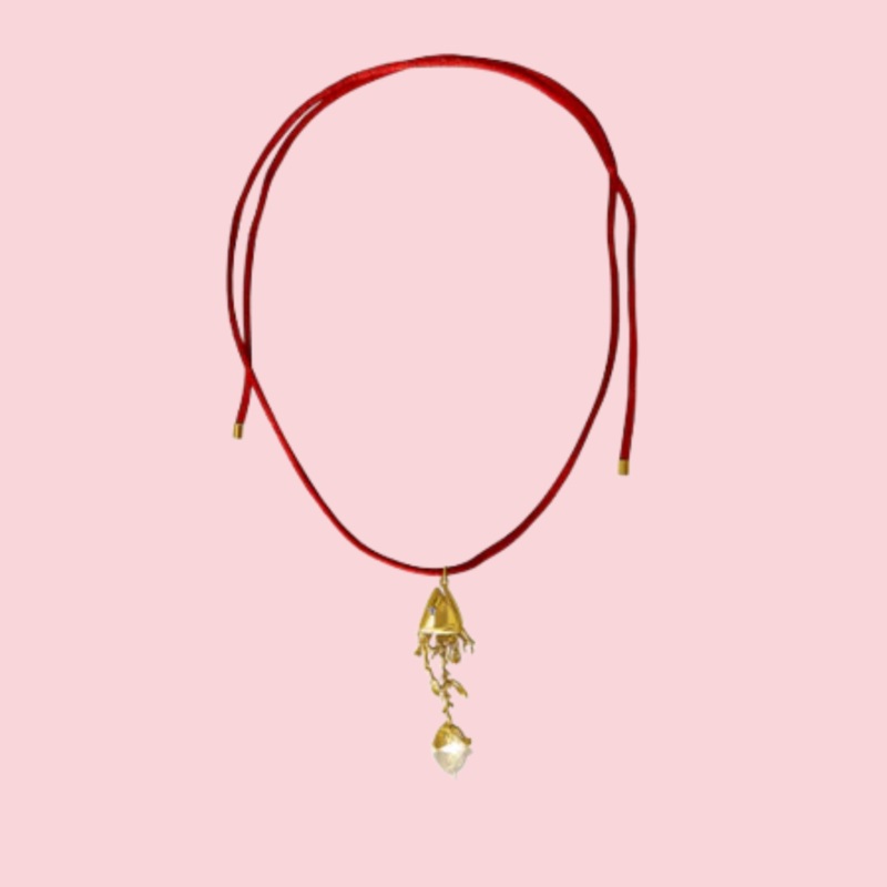 Coral Trout Red Cord – Necklace Gold